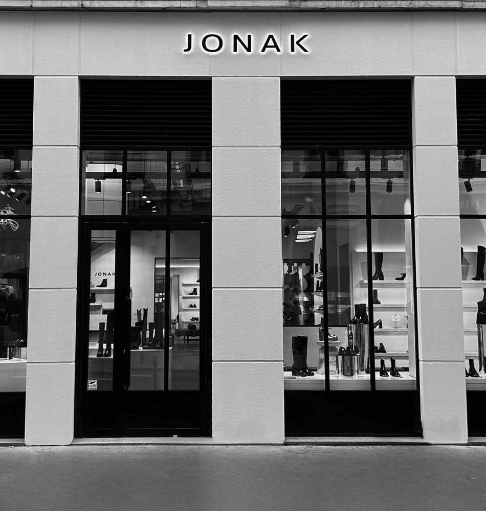 Jonak Lyon Herriot