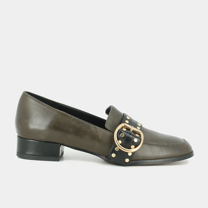 Low-heeled khaki leather moccasins | cruise