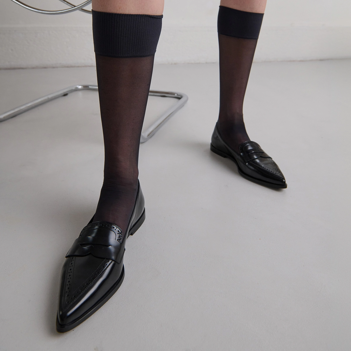 Loafers with pointed toes in black glazed leather | DALINA