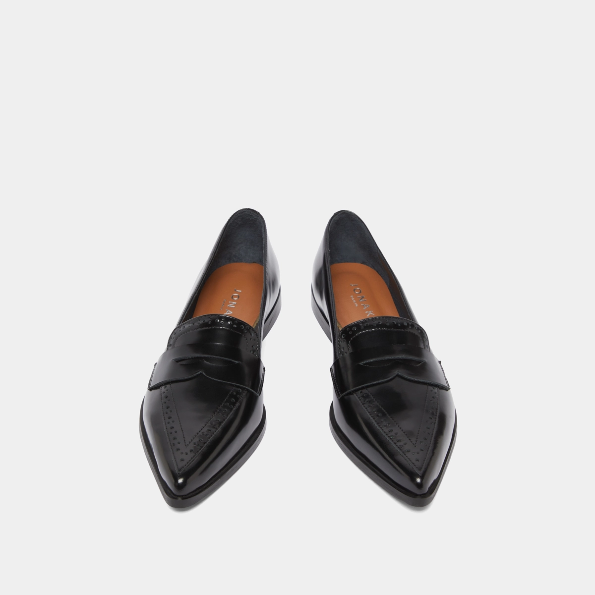 Loafers with pointed toes in black glazed leather | DALINA