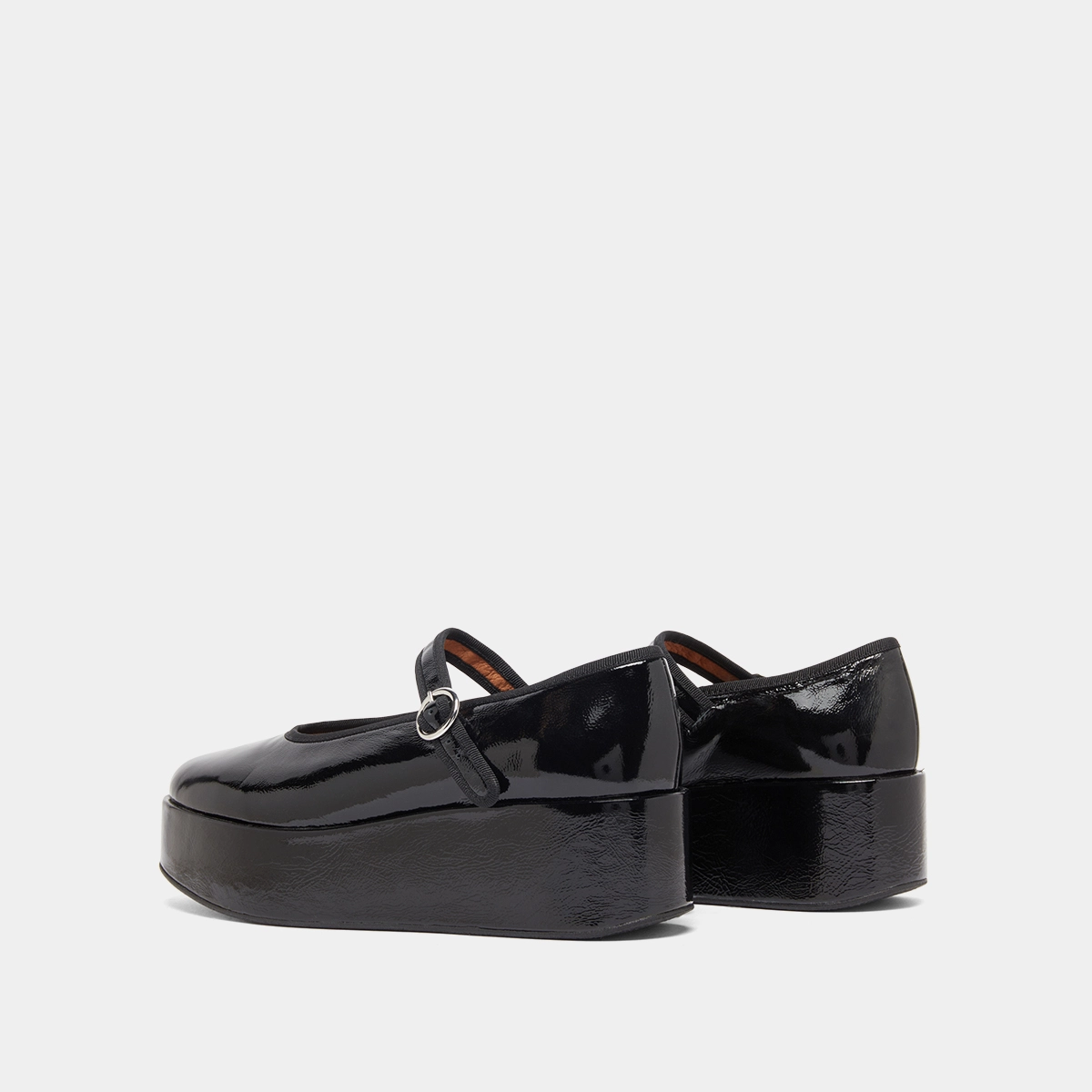 Ballet flats with platforms in black pleated patent | DODA