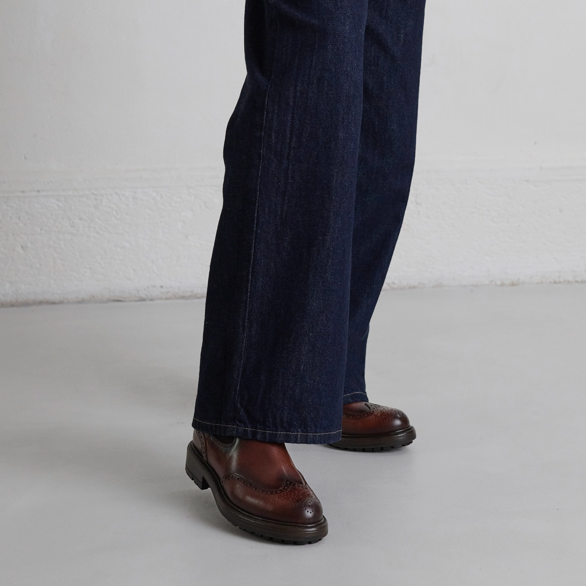 Lowboots with notched soles in cognac patinated leather | CELIA