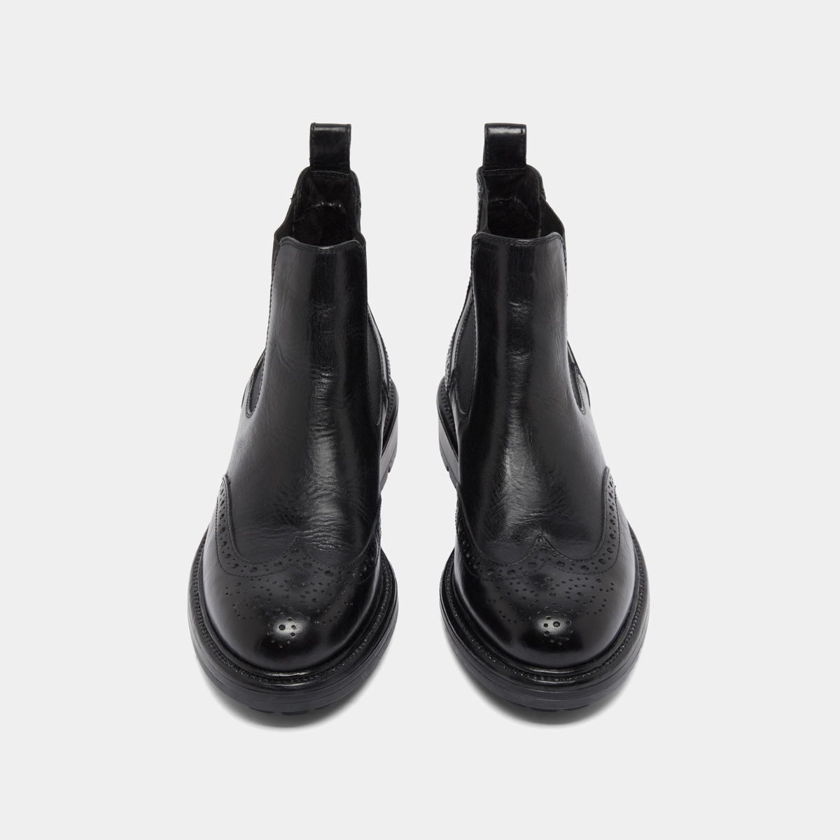 Lowboots with notched soles in black leather | CELIA
