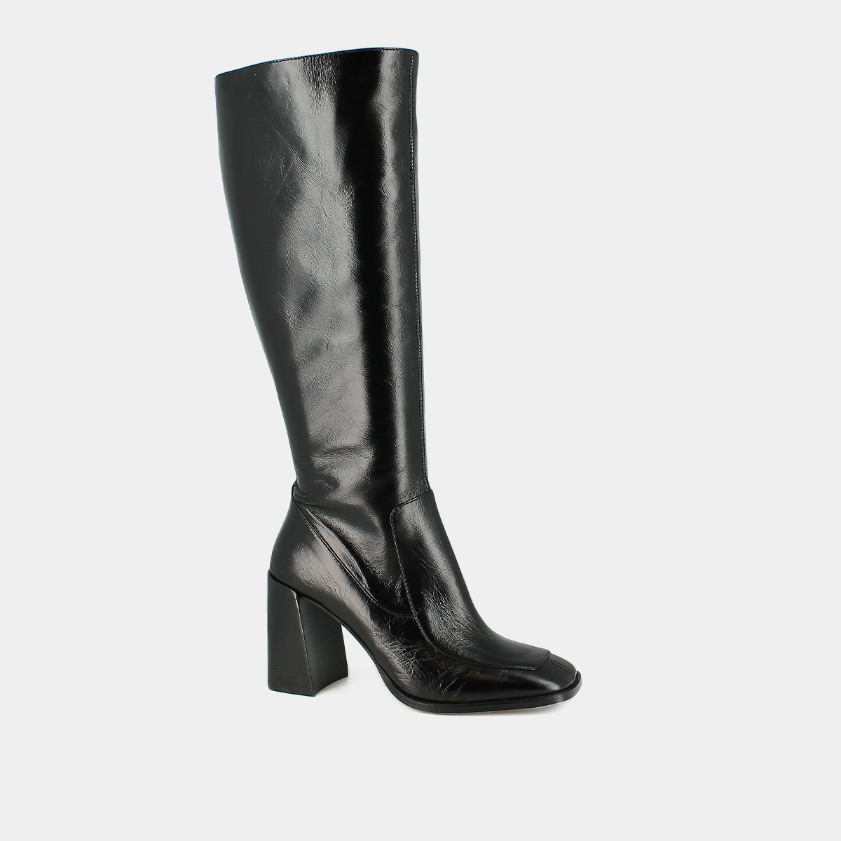 Square-toe high boots in black distressed leather calf size M | VAUBANE