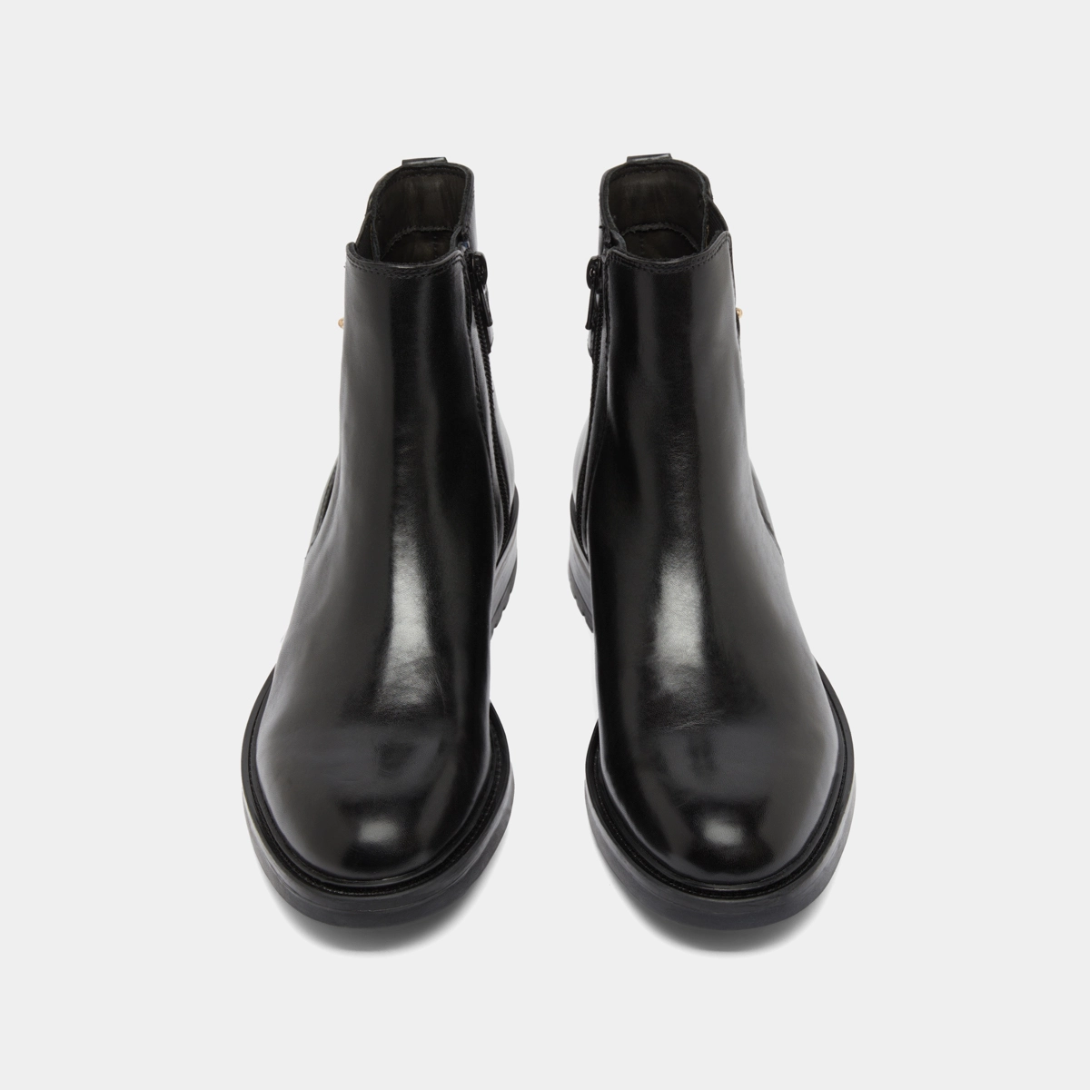 Lowboots with notched heels in black leather | GABIN