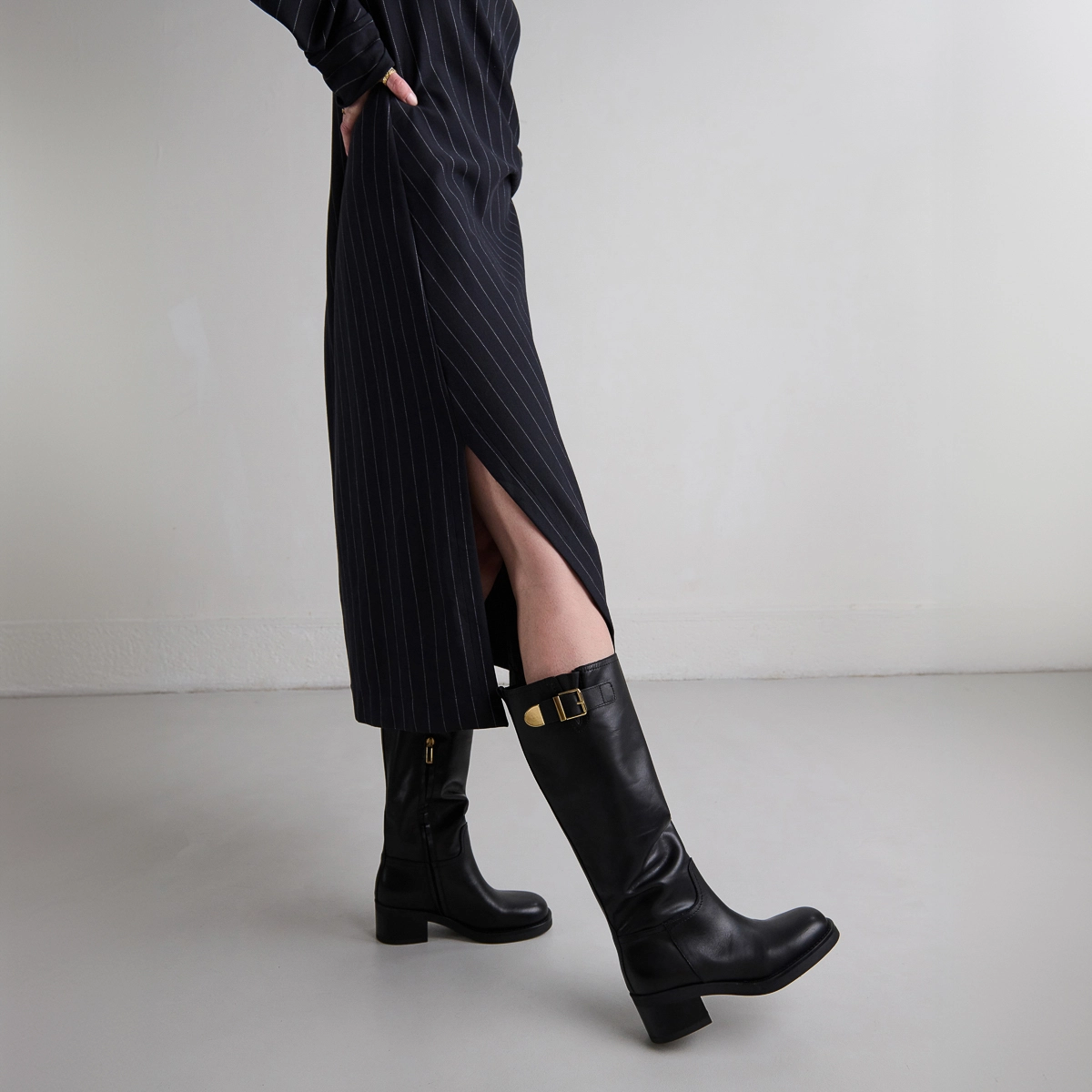 High boots with buckles in black leather | IRENA