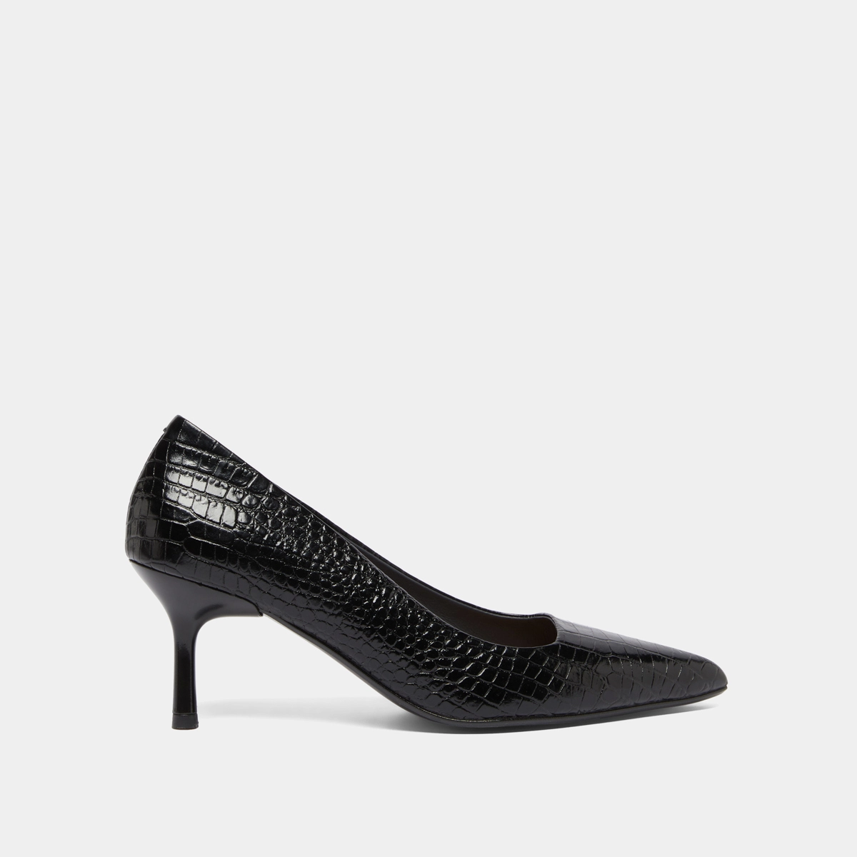 Pumps with pointed toes in black reptile leather | DUNDEE