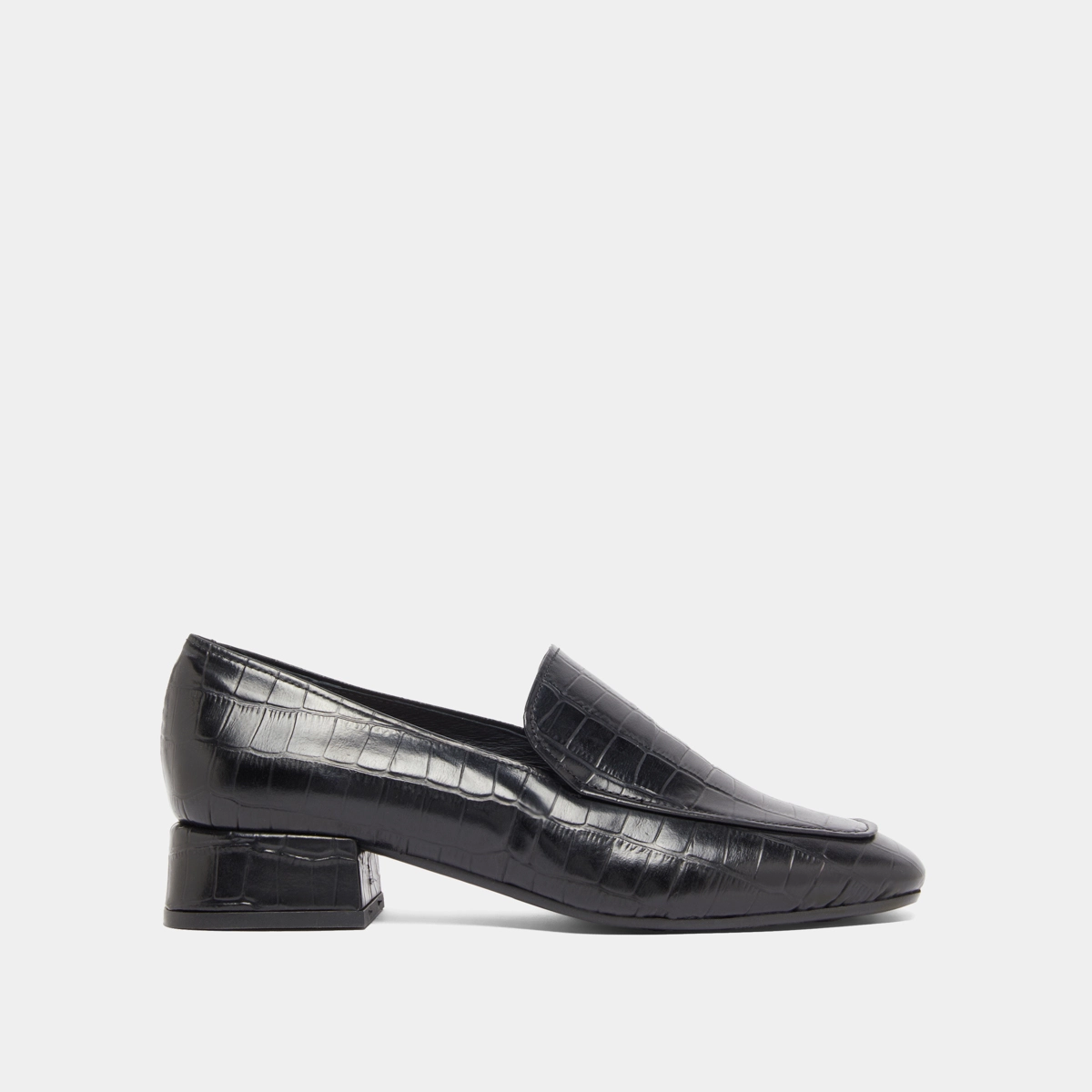 Loafers with rounded toes in black reptile leather | DYNAMIC