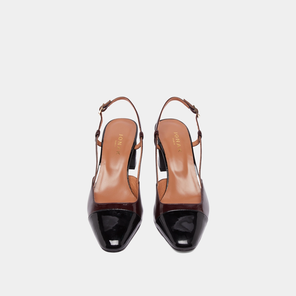 Heeled slingbacks in black patent leather and burgundy pleated patent | DHAPOP