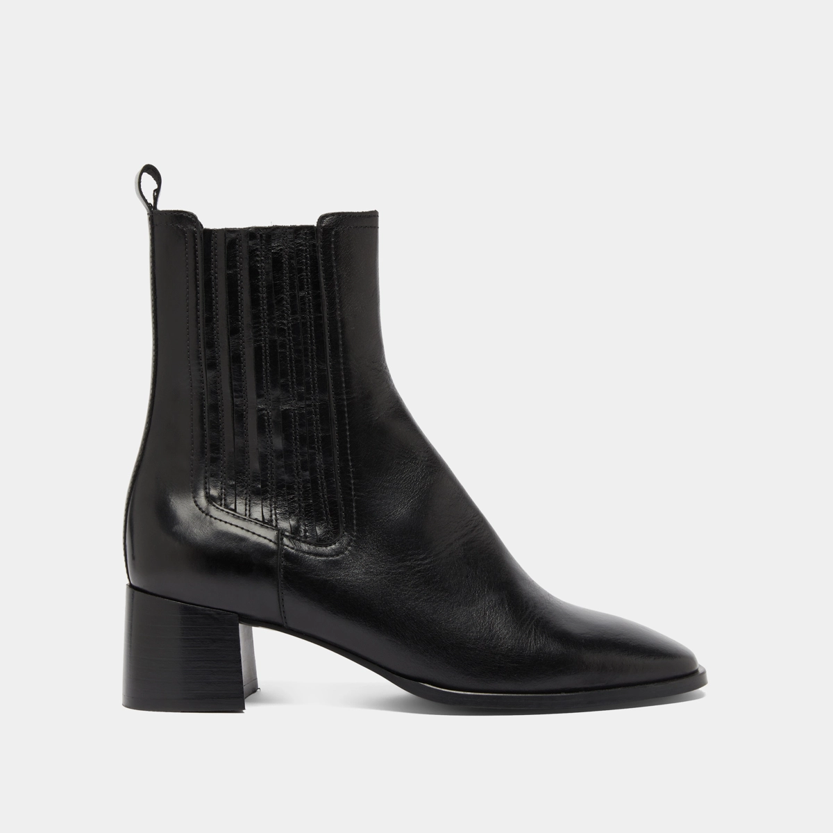 Gathered ankle boots in black leather | DINGO