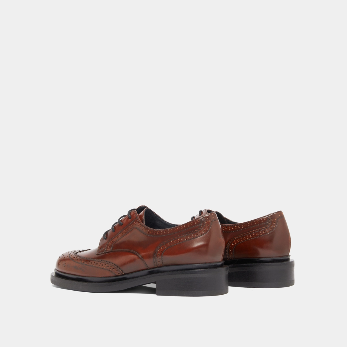 Openwork Derbies in brown glazed leather | DUERMO