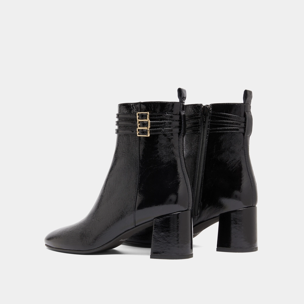 Buckle details ankle boots in black pleated patent | DURANO