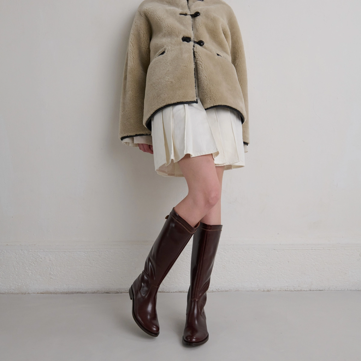 Boots with back zips in brown leather | AUROS