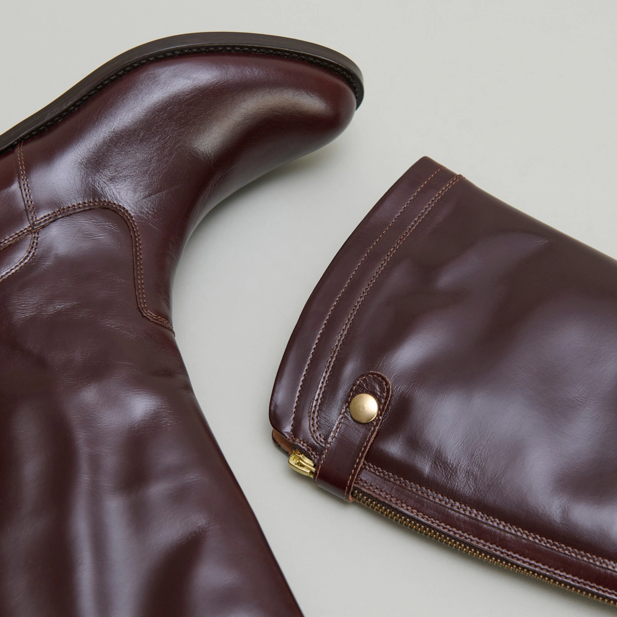 Boots with back zips in brown leather | AUROS