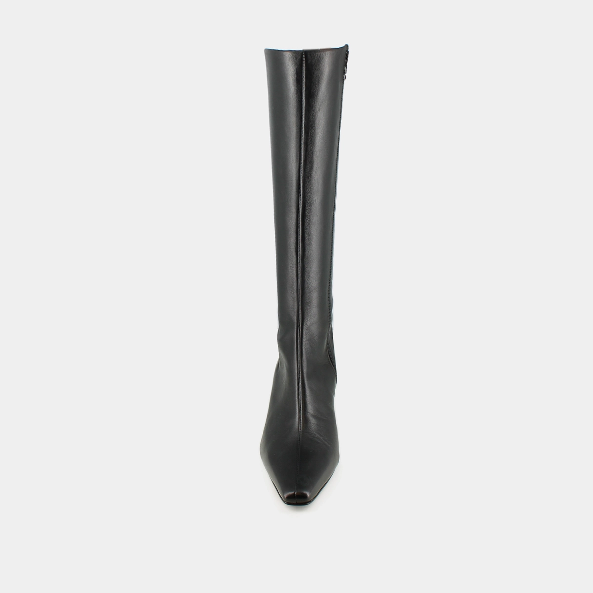 Heeled boots with pointed toes in black leather | DIONY