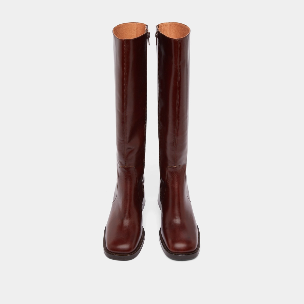 Heeled boots with squared toes in brown leather | DIOU