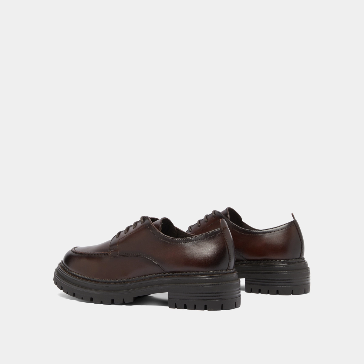 Derbies with notched soles in red-brown leather | ADALOU