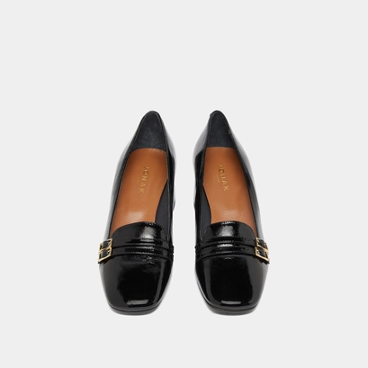 Heeled ballet flats in black pleated patent | denario