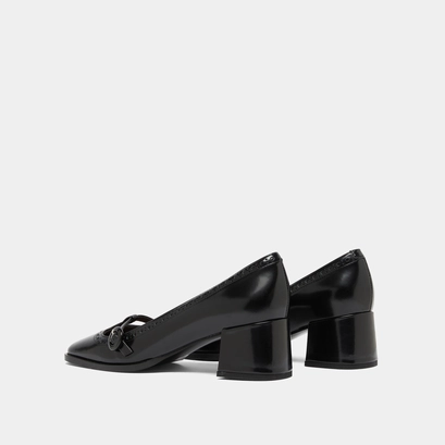 Heeled Mary Jane in black glazed leather | DEB
