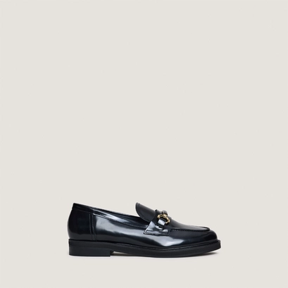 Loafers with gold bits in black glazed leather | drop