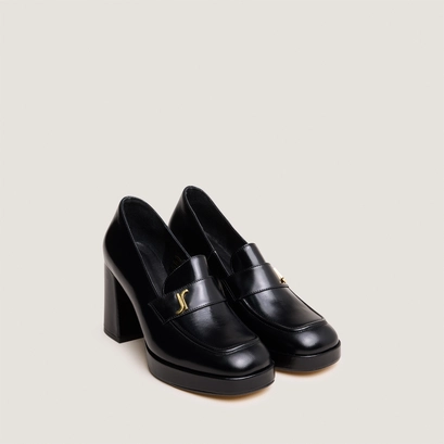 Monogrammed loafers in black leather | violon