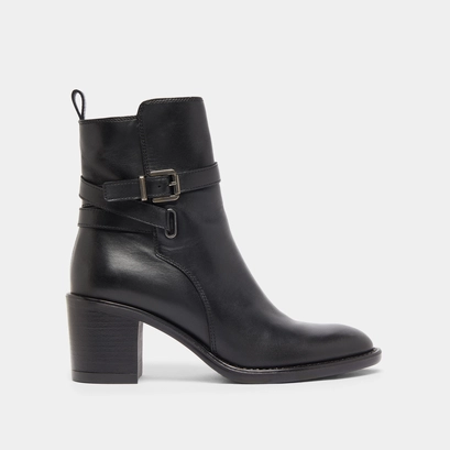 Heeled ankle boots and buckles in black leather | cajou