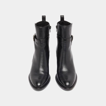 Heeled ankle boots and buckles in black leather | cajou