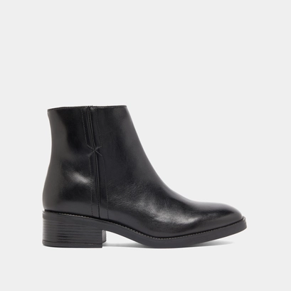 Lowboots with elastics in black leather | gab