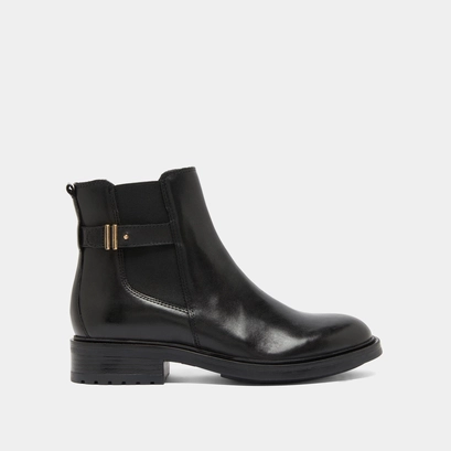 Lowboots with notched heels in black leather | gabin