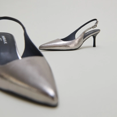 Slingbacks pumps in dark silver metallic leather | DIAMANTUS