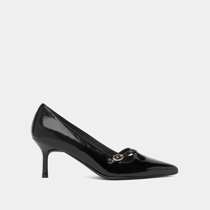 Cross-strap pumps in black shiny leather | douchka