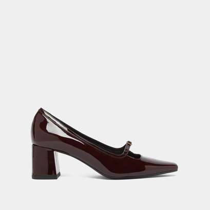 Heeled mary jane with pointed toes in burgundy patent | diola