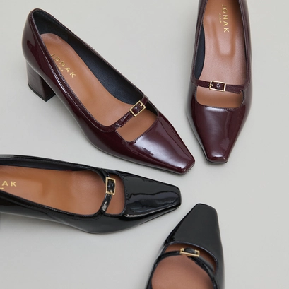 Heeled mary jane with pointed toes in burgundy patent | diola