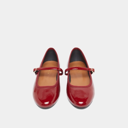 Ballet flats with strap in carmine red pleated leather | DOUCEUR