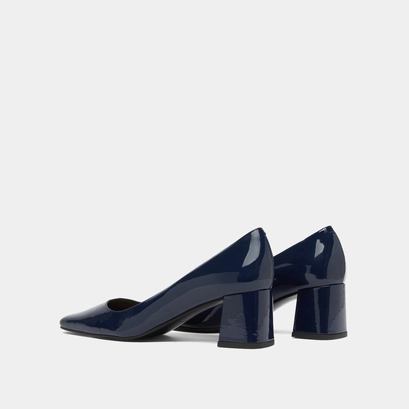 Heeled pumps in blue patent | dulina