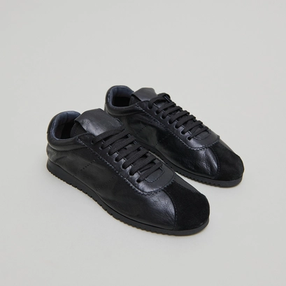 Lace-up sneakers in black suede and black leather | dabon