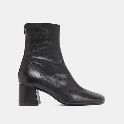 Ankle boots with rear zips in black grained leather | denonie