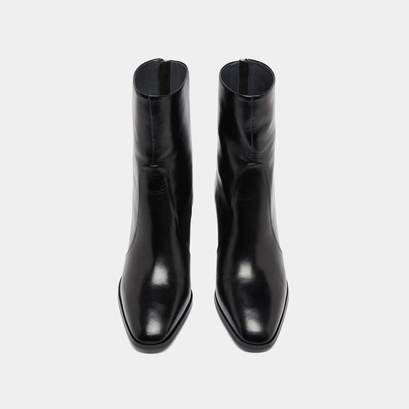 Ankle boots with rear zips in black leather | detras