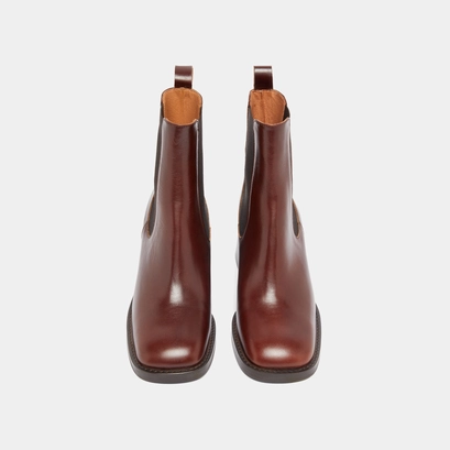 Ankle boots with elastic straps and thick heels in brown patinated leather | duck