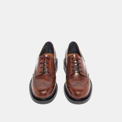 Openwork derbies in brown glazed leather | duermo