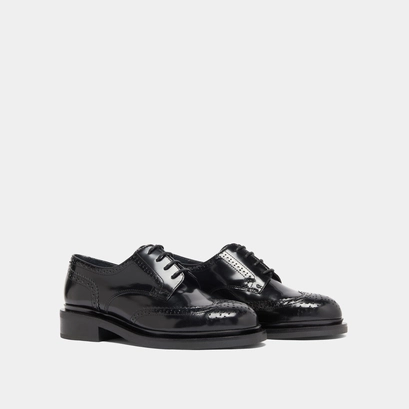 Openwork derbies in black glazed leather | duermo