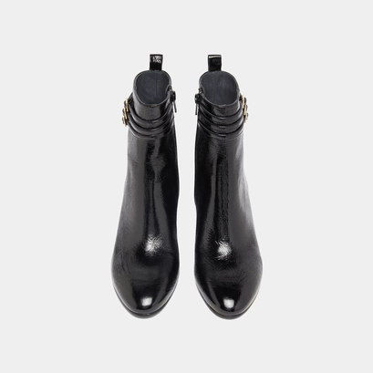 Buckle details ankle boots in black pleated patent | durano