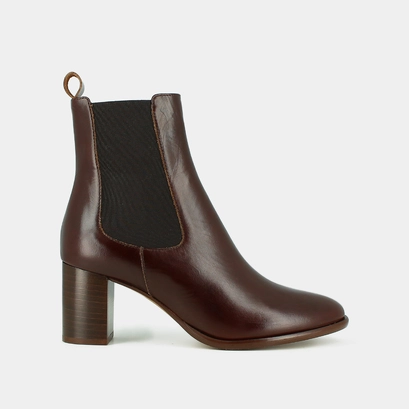 Ankle boots with heels and elastics in brown supple leather | devin