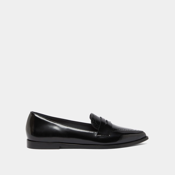Loafers with pointed toes in black glazed leather | DALINA