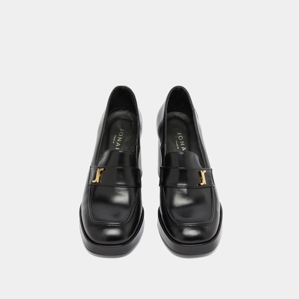 Monogrammed loafers in black leather | VIOLON