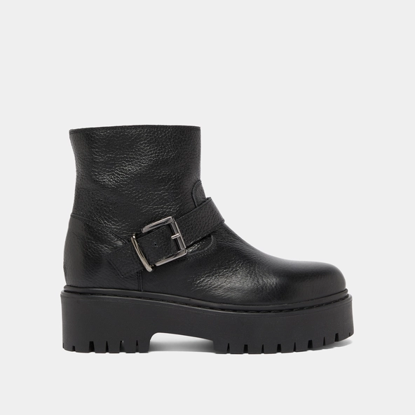 Lowboots with notched soles and buckles in black grained leather | RANA