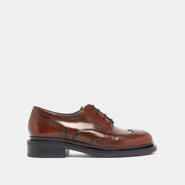 Openwork Derbies in brown glazed leather | DUERMO