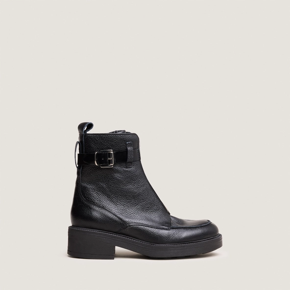 Lowboots with zips in grained leather and black leather | ARIO