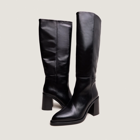 Boots with laminated heels in black leather | DICKINSON