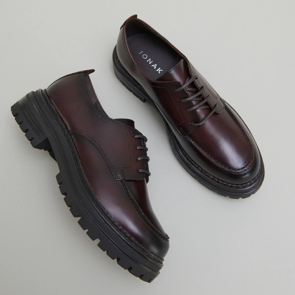Derbies with notched soles in red-brown leather | ADALOU